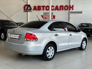 2014 Volkswagen Polo V, бежевый, 945000 рублей, вид 5