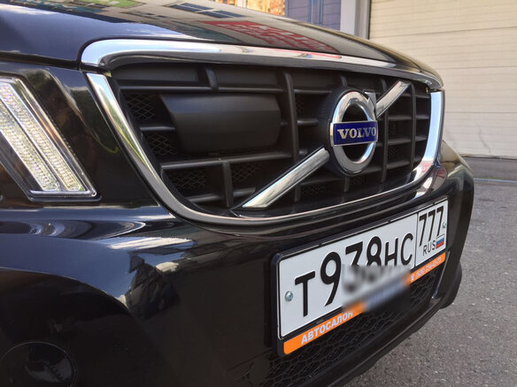 2013 Volvo XC60 I, чёрный - вид 8