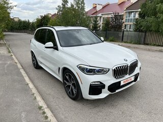 2019 BMW X5 40i IV (G05/G18), белый, 8190000 рублей, вид 3