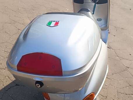 2004 Vespa ET4, серебристый, 170000 рублей, вид 5