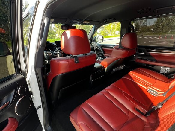 2019 Lexus LX 450d III Рестайлинг 2, белый, 8585585 рублей - вид 6