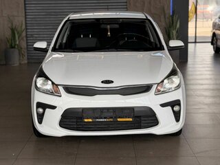 2019 Kia Rio IV, белый, 1150000 рублей, вид 2