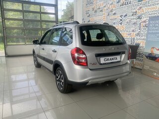 2025 Lada (ВАЗ) Granta Cross I Рестайлинг, серебристый, 1225000 рублей, вид 2