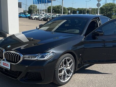 2023 BMW 5 серии 530d xDrive VII (G30/G31/G38) Рестайлинг, чёрный, 7600000 рублей, вид 4