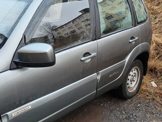 2016 Chevrolet Niva I Рестайлинг, серый, 600000 рублей, вид 3