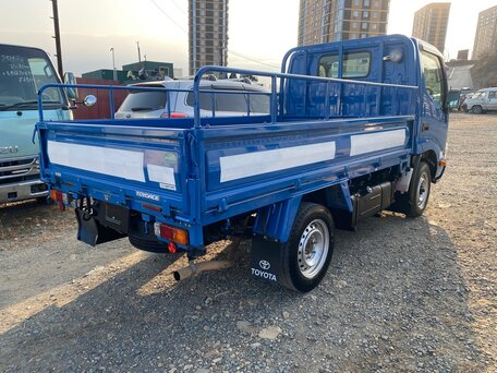 2016 Toyota Toyoace, синий, 3120000 рублей, вид 2