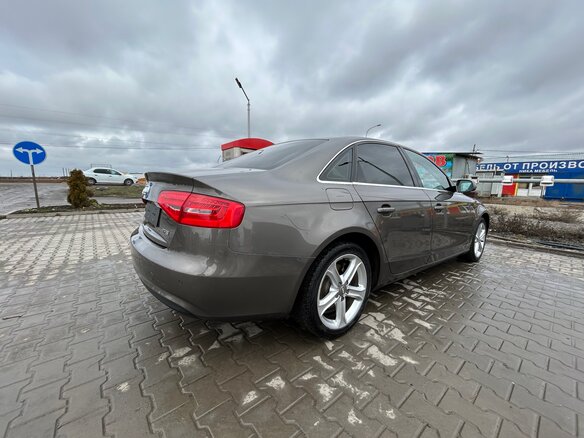2015 Audi A4 IV (B8) Рестайлинг, коричневый, 1700000 рублей - вид 8