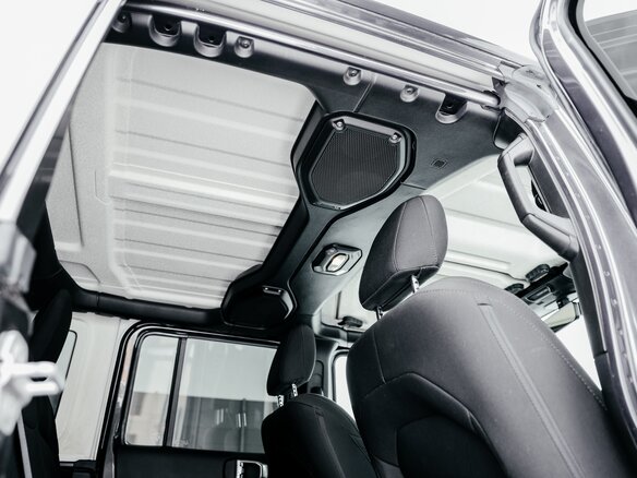 2018 Jeep Wrangler IV (JL), серый, 4990000 рублей - вид 9