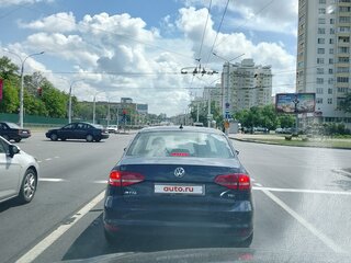 2015 Volkswagen Jetta VI Рестайлинг, синий, 1240000 рублей, вид 4