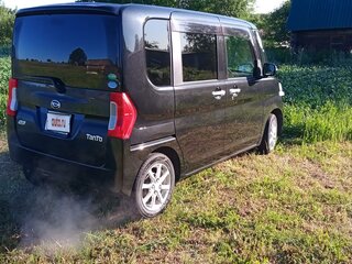 2013 Daihatsu Tanto III, чёрный, 800000 рублей, вид 2