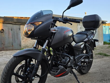 2021 Bajaj Pulsar 180, чёрный, 165000 рублей, вид 5