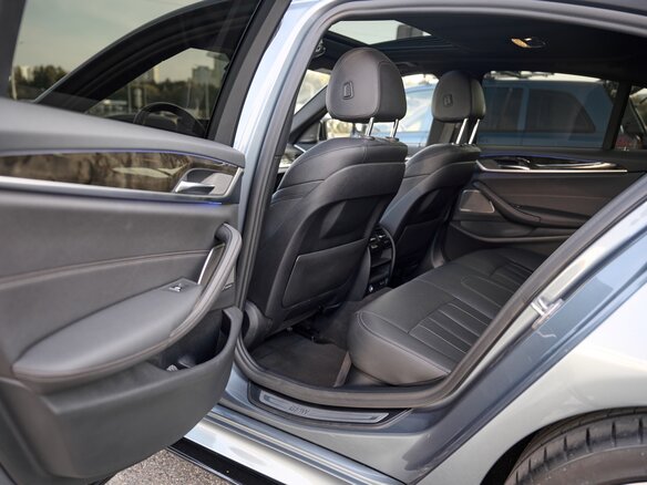 2020 BMW 5 серии 530i VII (G30/G31/G38) Рестайлинг, серый, 4500000 рублей - вид 18