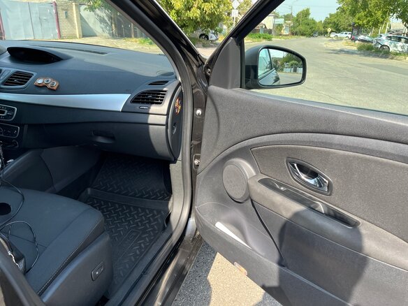 2012 Renault Fluence I, чёрный, 1100000 рублей - вид 17