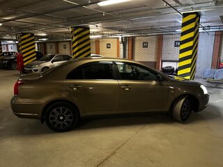 2005 Toyota Avensis II, коричневый, 380000 рублей, вид 2