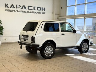 2019 Lada (ВАЗ) 2121 (4x4) I Рестайлинг (2020), белый, 600000 рублей, вид 2