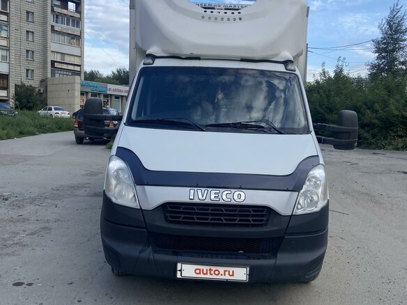2015 Iveco Daily, белый, 3100000 рублей - вид 2