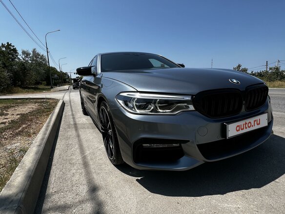 2017 BMW 5 серии 520d VII (G30/G31/G38), серый, 4400000 рублей - вид 2