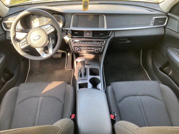 2020 Kia Optima IV Рестайлинг, серебристый, 1950000 рублей - вид 7