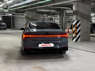 2021 Hyundai Elantra VII (CN7), серый, 2065000 рублей, вид 4