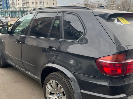 2011 BMW X5 50i II (E70) Рестайлинг, чёрный, 1300000 рублей, вид 4