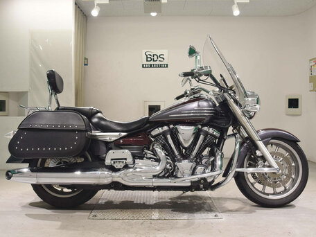 2008 Yamaha XV 1900, серебристый, 866879 рублей, вид 1