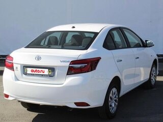 2023 Toyota Vios III Рестайлинг, белый, 2370000 рублей, вид 3