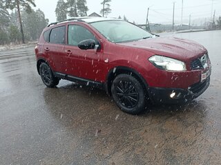 2013 Nissan Qashqai I Рестайлинг, красный, 880000 рублей, вид 1