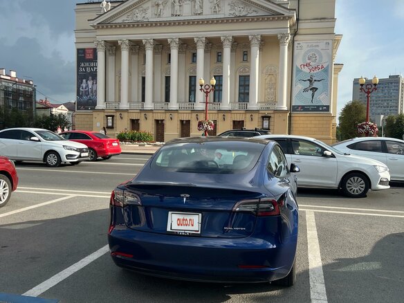 2021 Tesla Model 3 Long Range I, синий, 3995000 рублей - вид 8