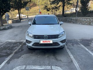 2016 Volkswagen Touareg II Рестайлинг, белый, 2650000 рублей, вид 2