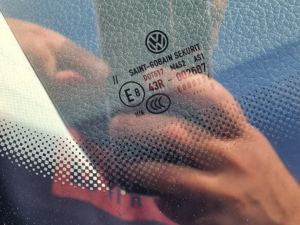 2017 Volkswagen Passat B8, серый, 1390000 рублей - вид 6