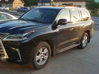 2016 Lexus LX 570 III Рестайлинг 2, чёрный, 7500000 рублей, вид 2