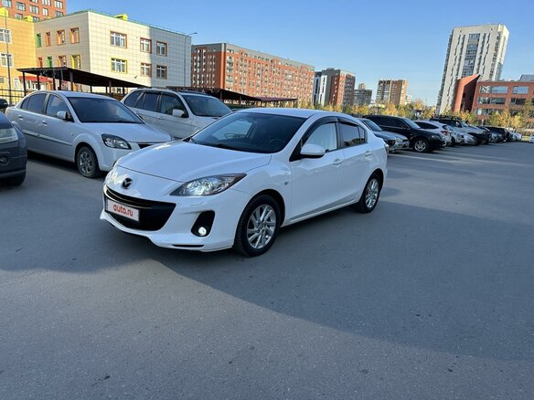 2012 Mazda 3 II (BL) Рестайлинг, белый, 1355000 рублей - вид 1