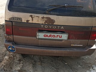 1989 Toyota MasterAce Surf, коричневый, 380000 рублей, вид 2