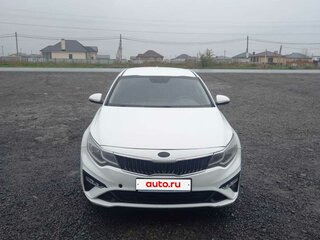 2019 Kia Optima IV Рестайлинг, белый, 1500000 рублей, вид 3