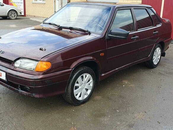 2012 Lada (ВАЗ) 2115, пурпурный, 237000 рублей