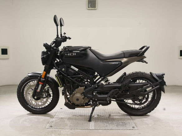 2022 Husqvarna Svartpilen 401, чёрный, 540000 рублей - вид 1