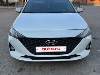 2020 Hyundai Solaris II Рестайлинг, белый, 1350000 рублей, вид 2