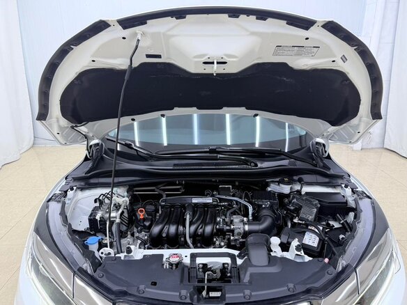 2022 Honda Vezel I Рестайлинг, белый, 1165000 рублей - вид 17
