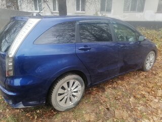 2010 Honda Stream II Рестайлинг, синий, 1550000 рублей, вид 4