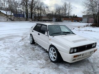 1989 Lancia Delta HF Integrale I (831), белый, 8000000 рублей, вид 2