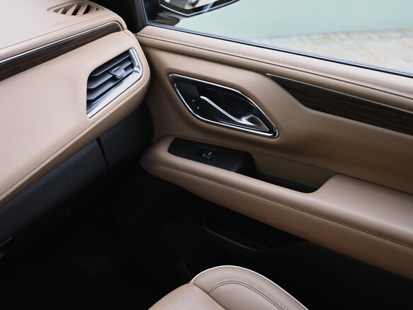 2022 Chevrolet Tahoe V, чёрный, 8500000 рублей - вид 20
