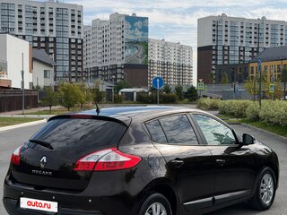 2014 Renault Megane III Рестайлинг 2, коричневый, 760000 рублей, вид 3