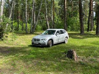 2013 BMW X1 20d I (E84) Рестайлинг, серебристый, 1950000 рублей, вид 3