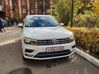 2017 Volkswagen Tiguan II, белый, 2690000 рублей, вид 2