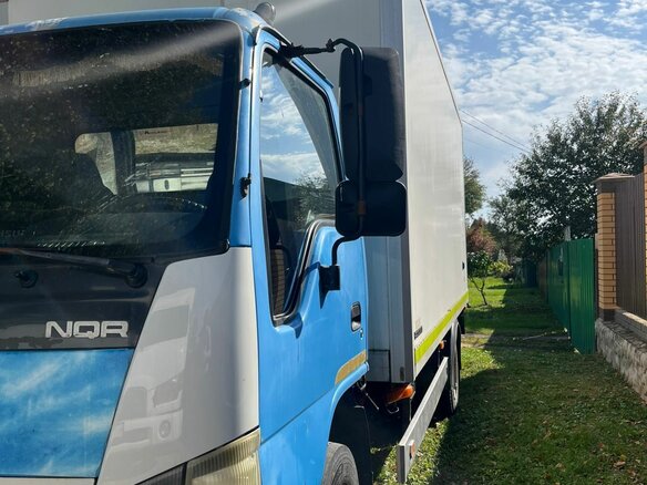 2008 Isuzu Elf (N-series), синий, 1350000 рублей - вид 2
