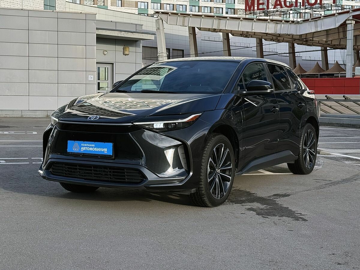 Открыть фотографии: Toyota bZ4X I