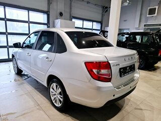 2025 Lada (ВАЗ) Granta I Рестайлинг, серебристый, 1235500 рублей, вид 4