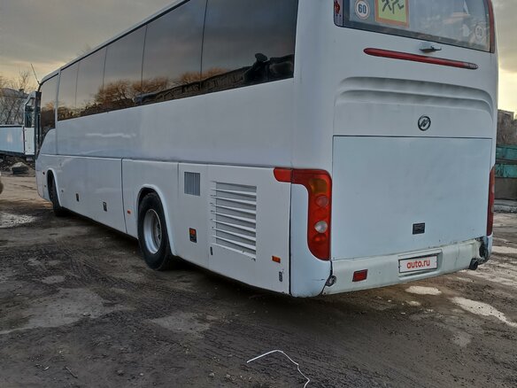 2010 Higer KLQ 6129, белый, 2850000 рублей - вид 20
