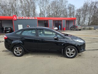 2017 Ford Fiesta Mk6 Рестайлинг, чёрный, 790000 рублей, вид 1