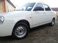 2013 Lada (ВАЗ) Priora I Рестайлинг, белый - вид 2